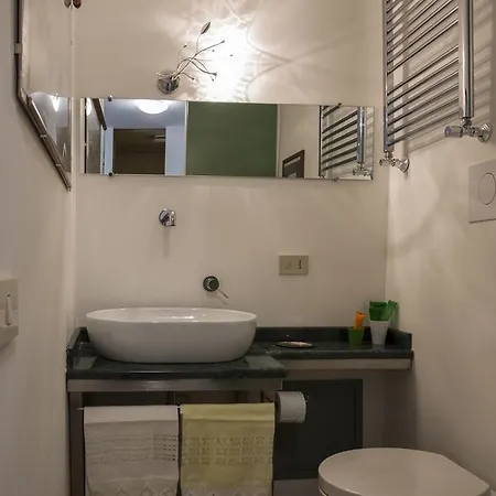 Casa Di Charme A Palazzo La Lumia Apartment Palermo