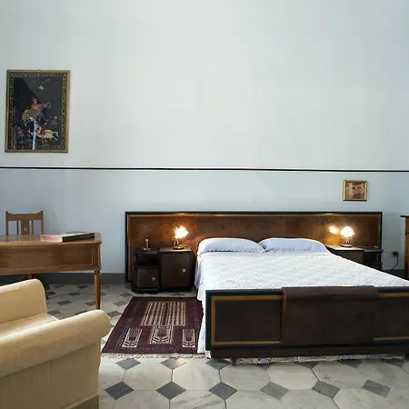 Casa Di Charme A Palazzo La Lumia Apartment *