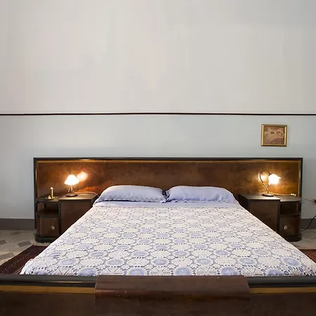 Apartment Casa Di Charme A Palazzo La Lumia *